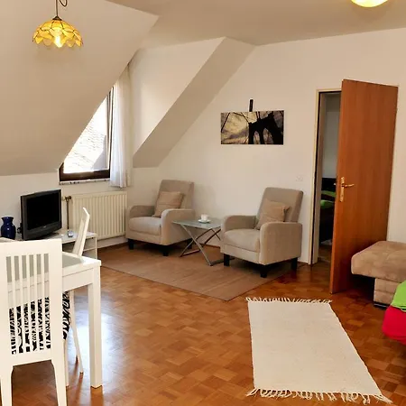 Luwiana Studio Apartment *